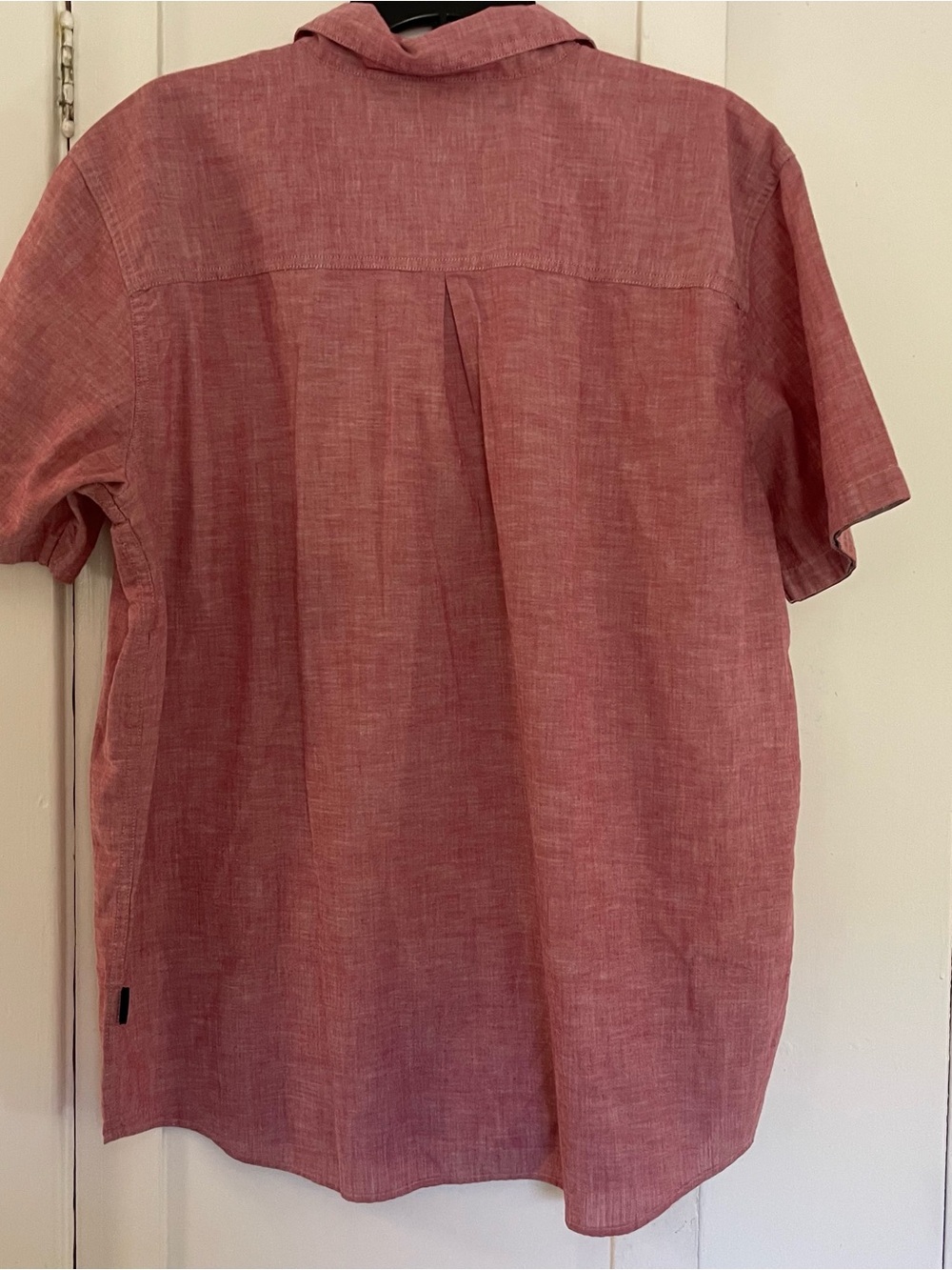 Patagonia Men's Short-Sleeve Button-Down Shirt in Dusty Red - Picture 6 of 7